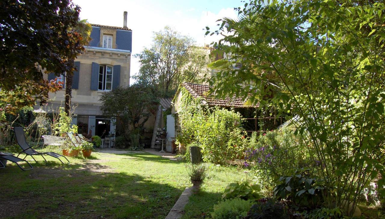 Madeleine Bergerac Bed & Breakfast Exterior photo
